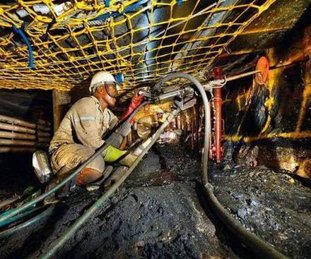 Underground & Surface Mining — Ditsogo Group project photograph 7
